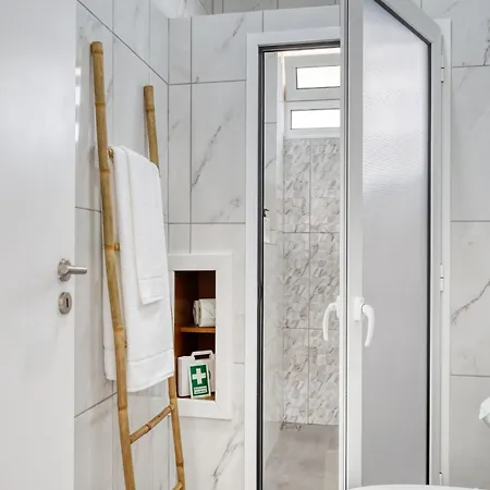 Casa Da Tia Celeste I, A In Madeira * Понта-ду-Сол