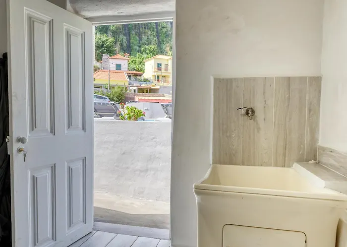 Casa Da Tia Celeste I, A In Madeira פונטה דו סול